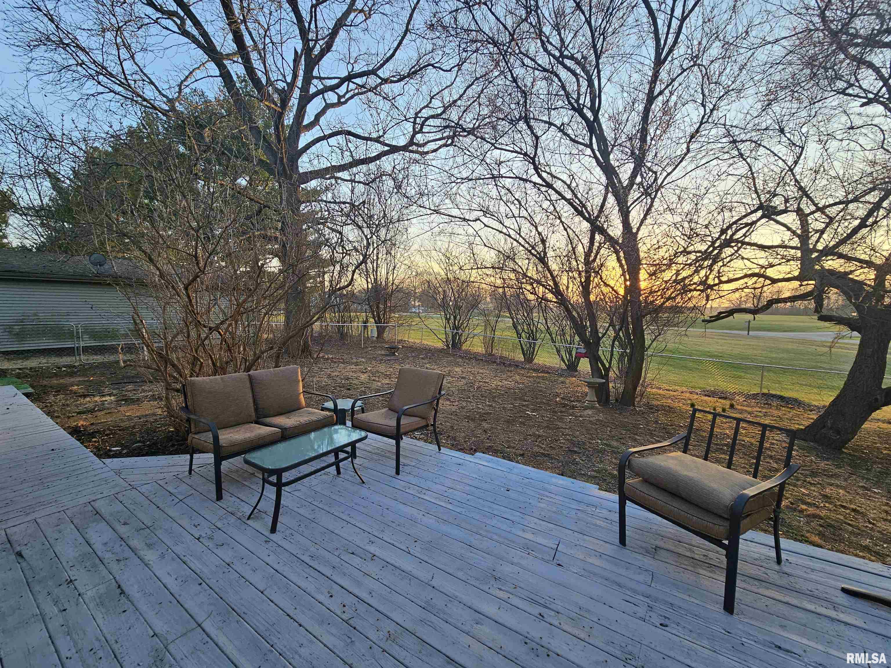 1623 Village Green Road Petersburg, IL 62675 - Photo 41 of 42