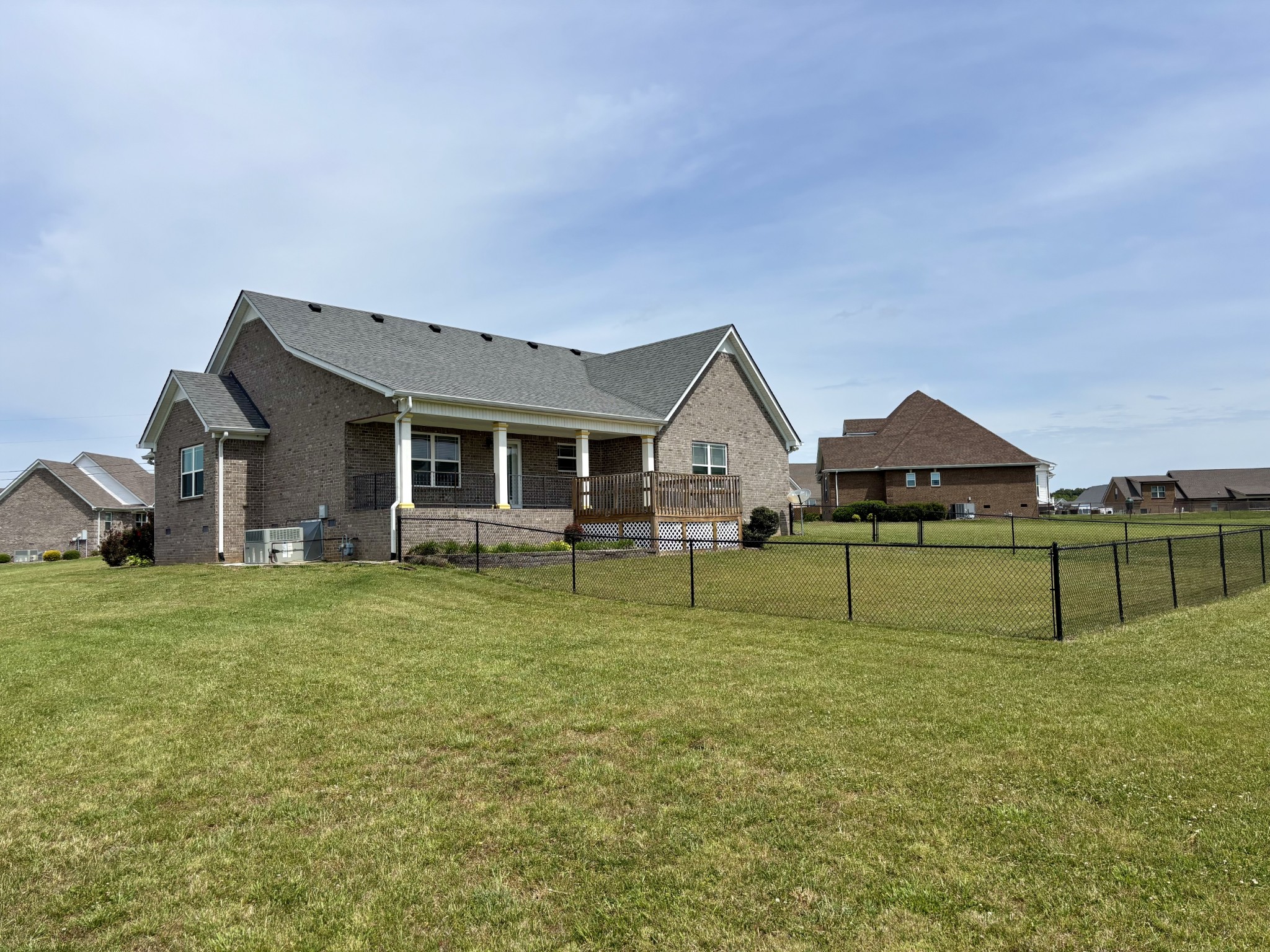 51 Regency Place Manchester, TN 37355 - Photo 24 of 27 a house view with a outdoor space