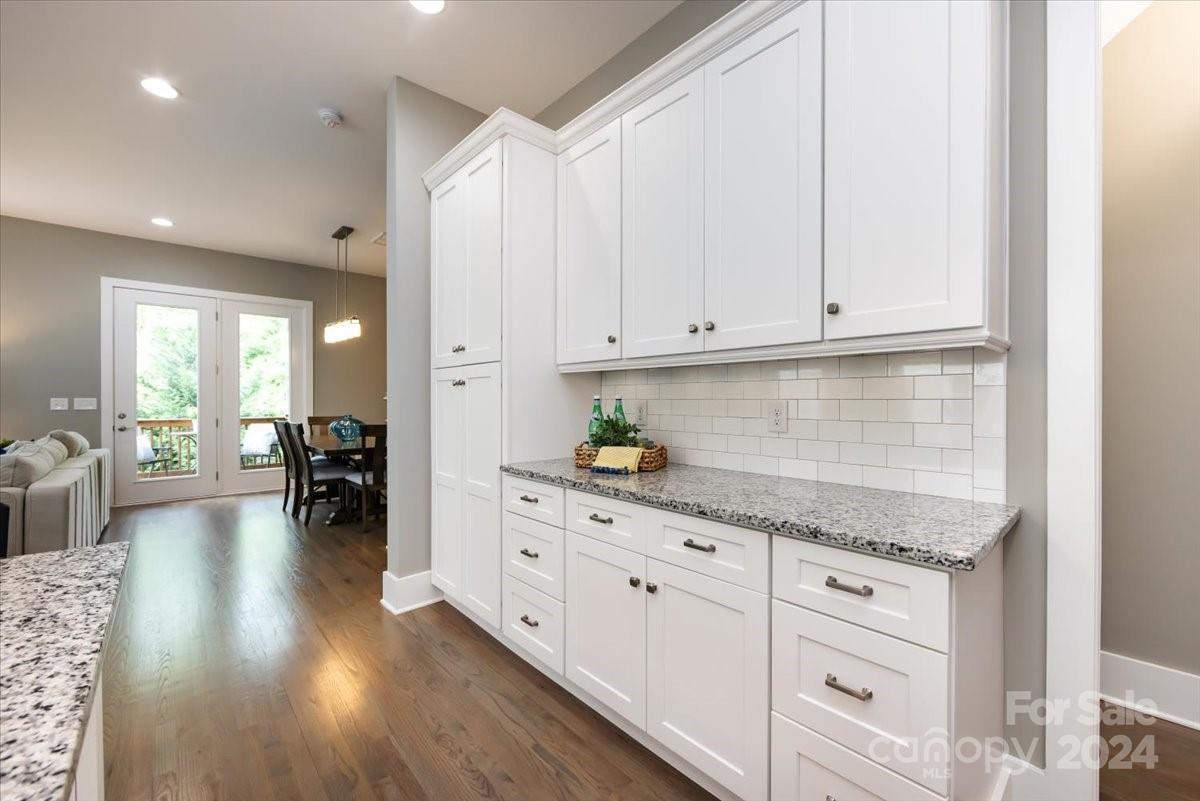5228 Valley Stream Road Charlotte, NC 28209 - Photo 11 of 48 Gallery Image 11