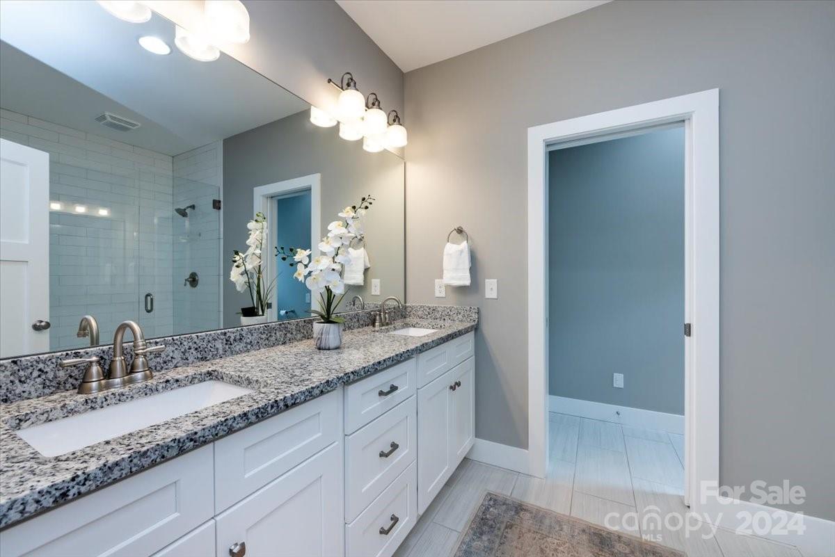 5228 Valley Stream Road Charlotte, NC 28209 - Photo 25 of 48 Gallery Image 25