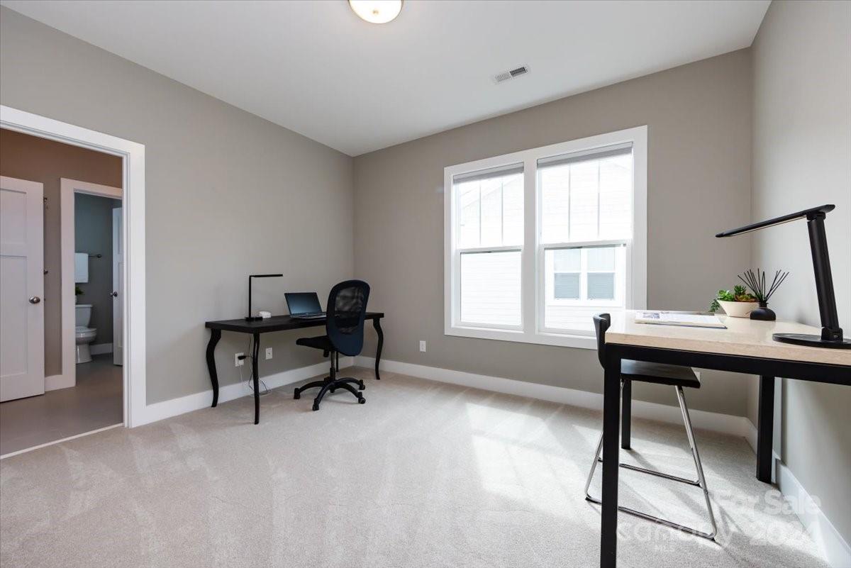 5228 Valley Stream Road Charlotte, NC 28209 - Photo 27 of 48 Gallery Image 27