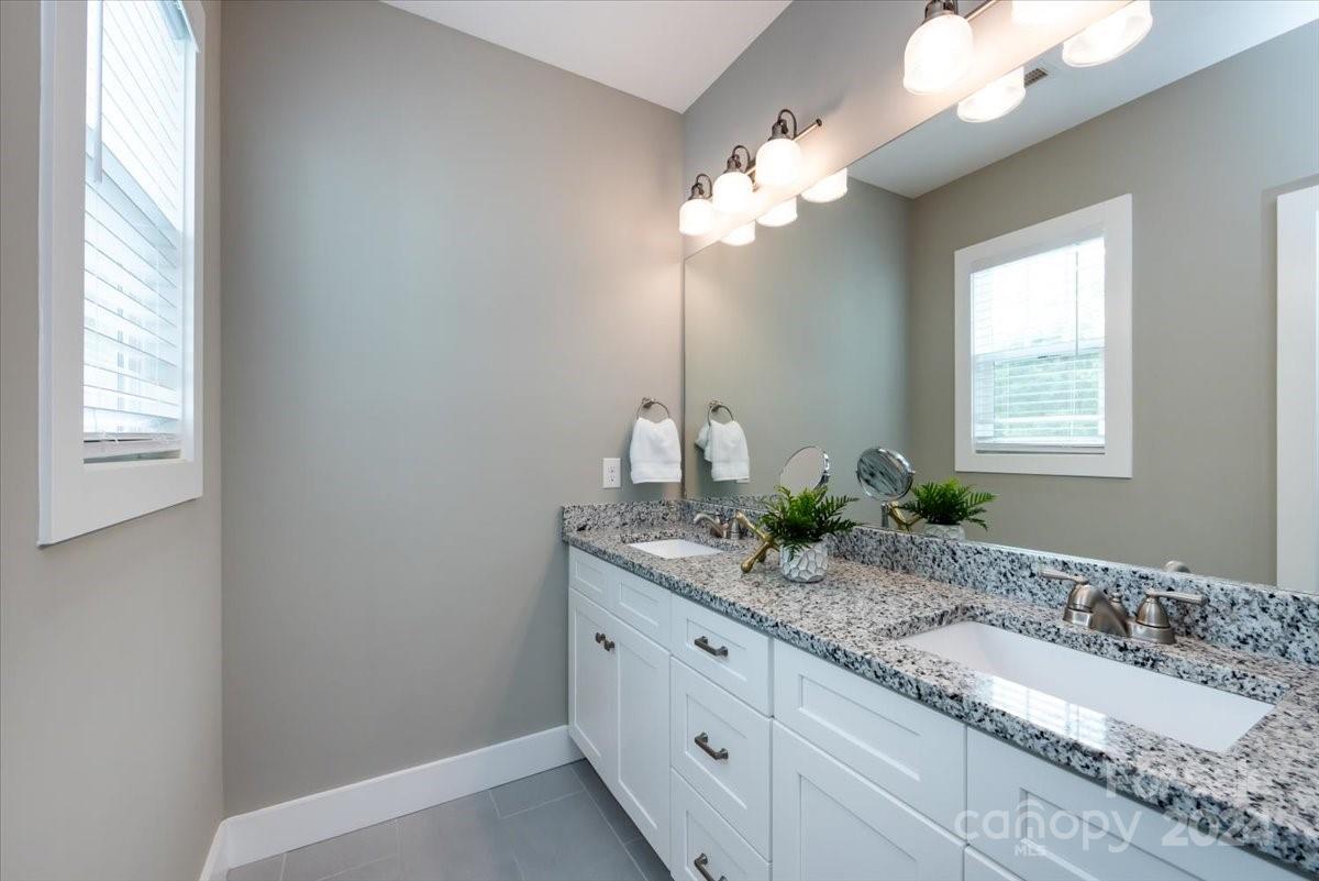 5228 Valley Stream Road Charlotte, NC 28209 - Photo 28 of 48 Gallery Image 28