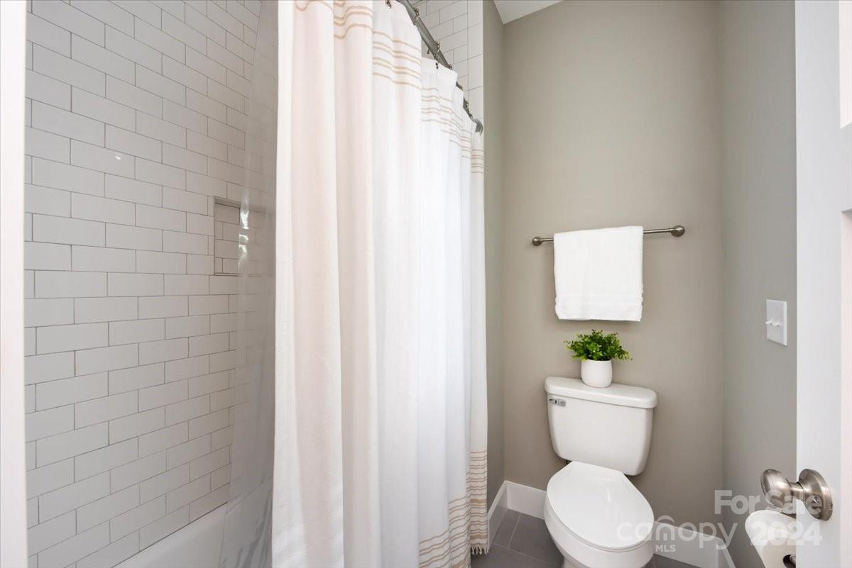 5228 Valley Stream Road Charlotte, NC 28209 - Photo 29 of 48 Gallery Image 29