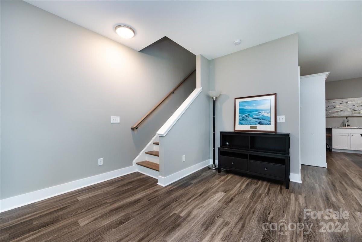 5228 Valley Stream Road Charlotte, NC 28209 - Photo 32 of 48 Gallery Image 32