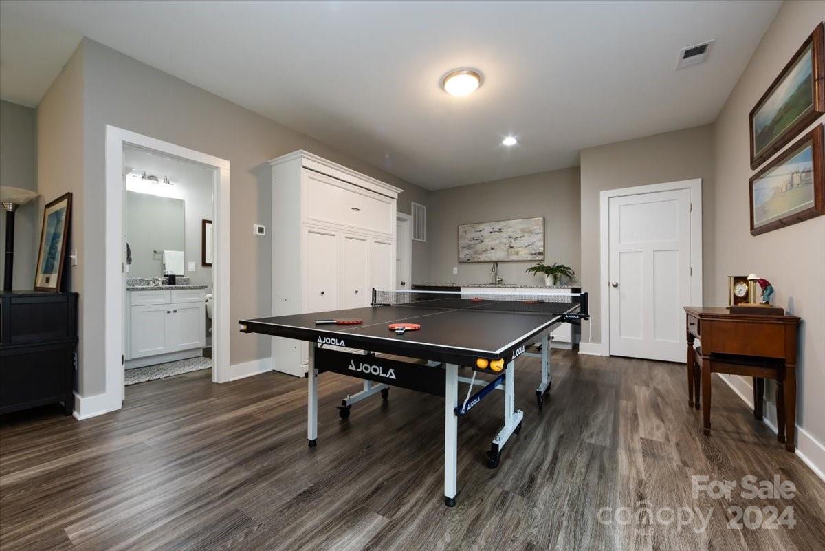 5228 Valley Stream Road Charlotte, NC 28209 - Photo 39 of 48 Gallery Image 39