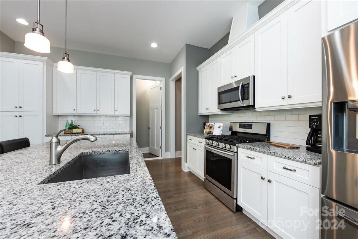 5228 Valley Stream Road Charlotte, NC 28209 - Photo 7 of 48 Gallery Image 7