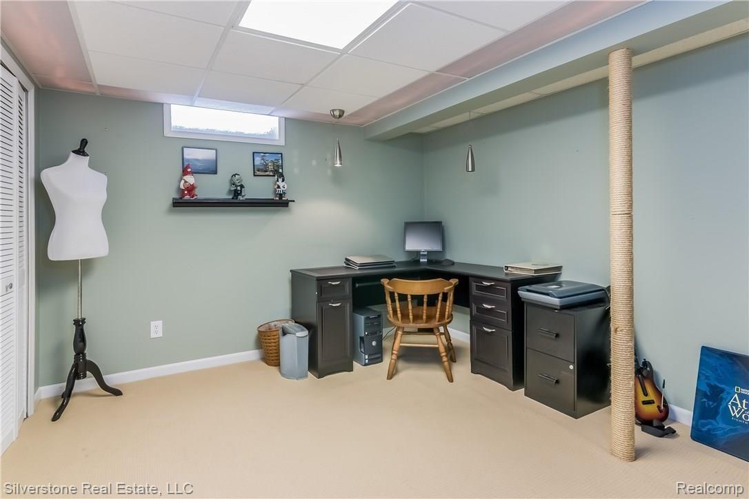 928 Milverton Road Troy, MI 48083 - Photo 25 of 36 Room in basement, used as office.