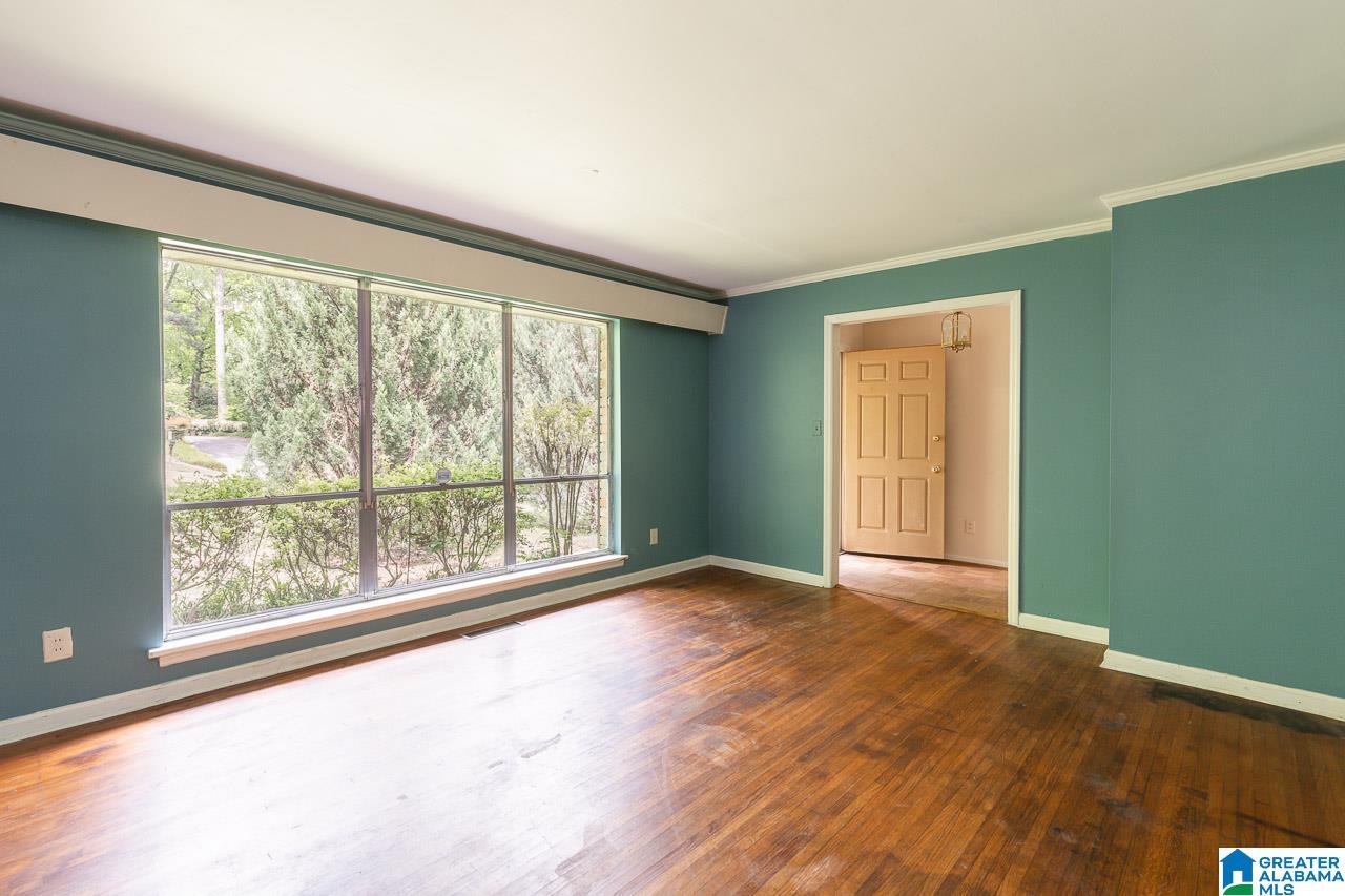 3149 Warrington Road Birmingham, AL 35223 - Photo 3 of 32