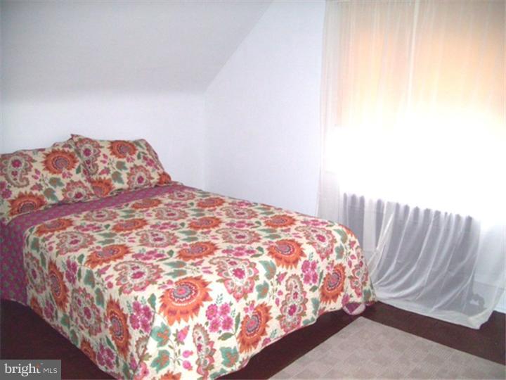 359 Valley Road Merion Station, PA 19066 - Photo 16 of 19 Gallery Image 16