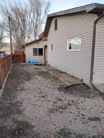 $235,000 | 472 Tollgate Avenue, Green River, WY 82935