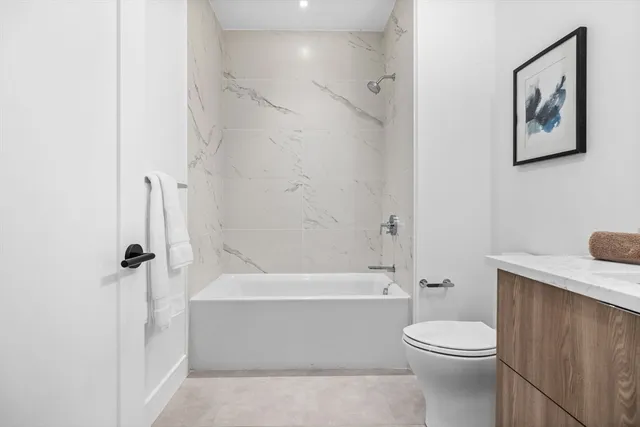 $6,000 | 33 A Street, Unit 404, Boston, MA 02127