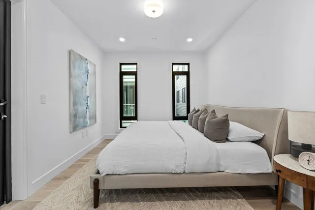 $6,000 | 33 A Street, Unit 404, Boston, MA 02127