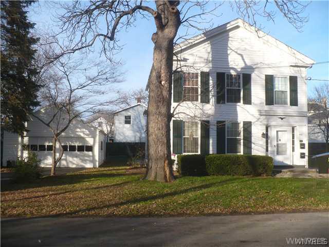 442 Plain Street Lewiston, NY 14092 - Photo 1 of 1 Exterior Front