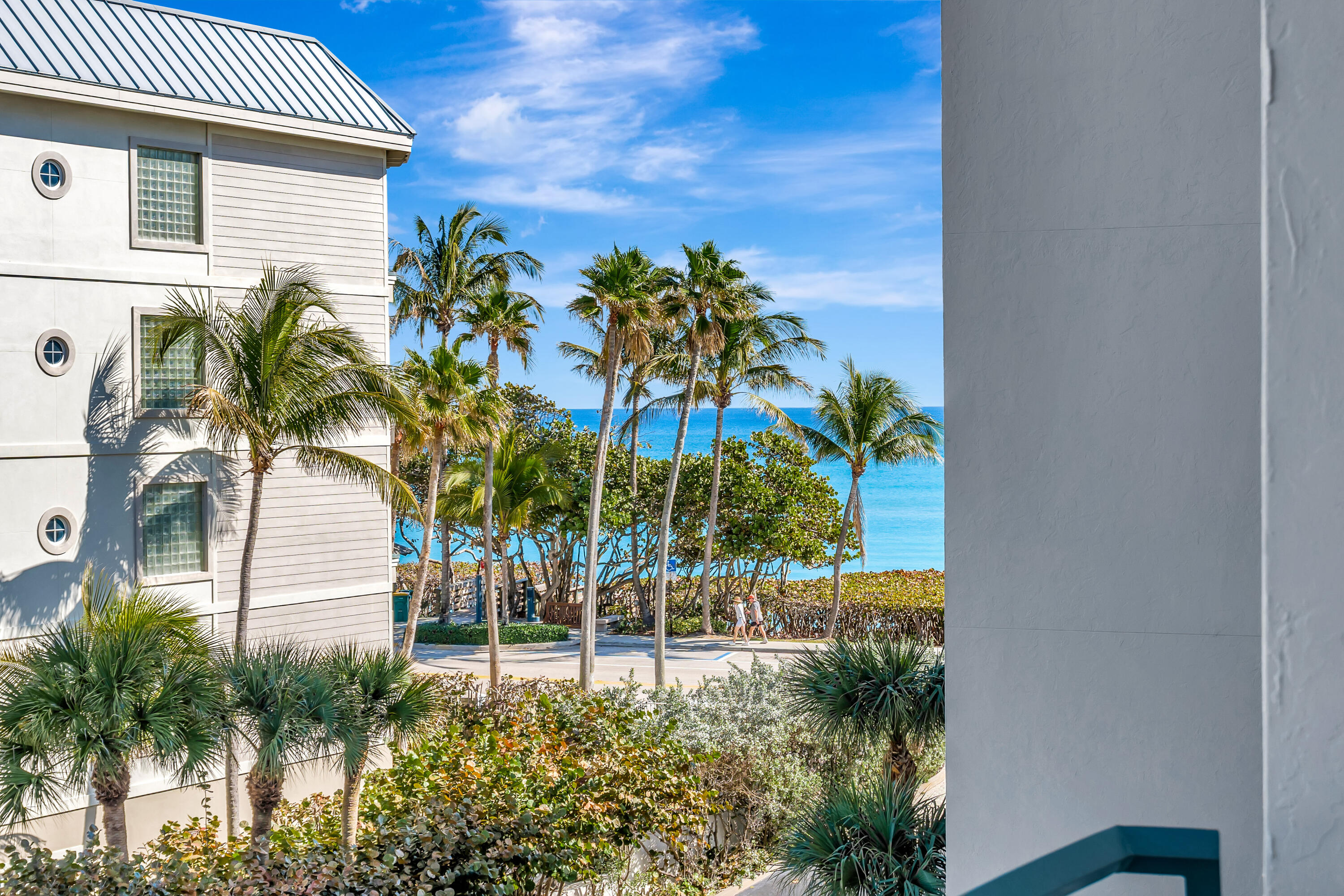 2000 Florida A1A, Unit N302 Jupiter, FL 33477 - Photo 4 of 65 _MLP6095