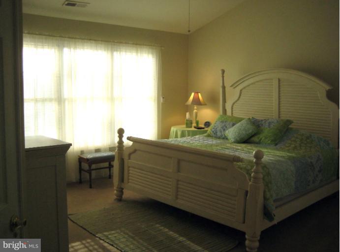 506 Roland Street Southwest Vienna, VA 22180 - Photo 7 of 14 Bath (Master)