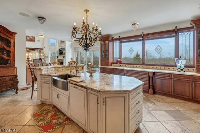 $2,200,000 | 5 Summit Terrace North, Kinnelon, NJ 07405