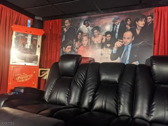 $2,200,000 | 5 Summit Terrace North, Kinnelon, NJ 07405