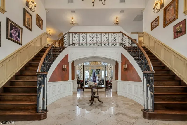 $2,200,000 | 5 Summit Terrace North, Kinnelon, NJ 07405