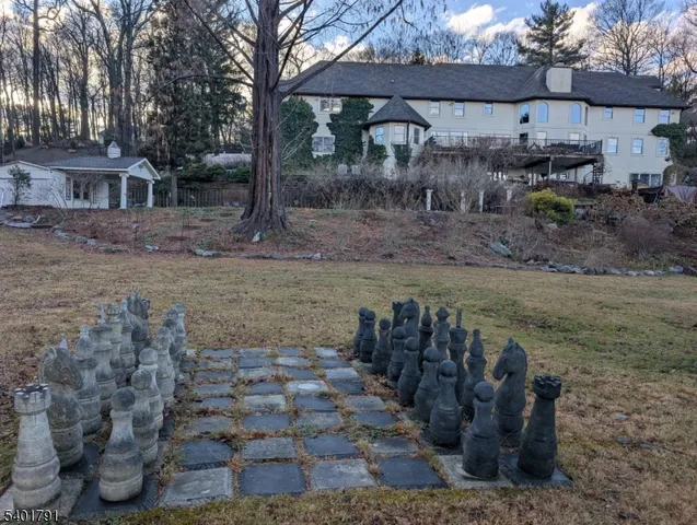 $2,200,000 | 5 Summit Terrace North, Kinnelon, NJ 07405