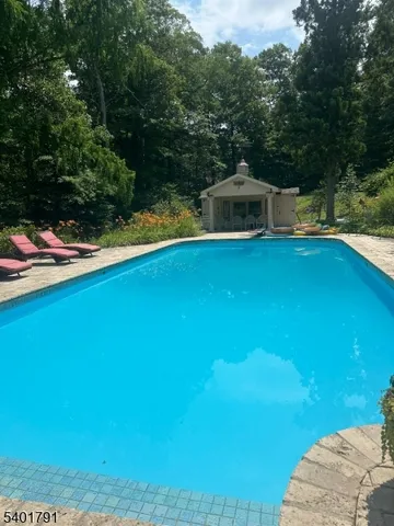 $2,200,000 | 5 Summit Terrace North, Kinnelon, NJ 07405