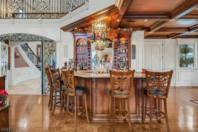 $2,200,000 | 5 Summit Terrace North, Kinnelon, NJ 07405