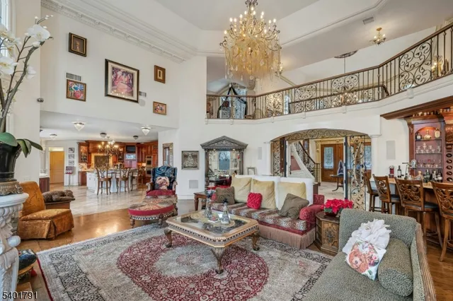 $2,200,000 | 5 Summit Terrace North, Kinnelon, NJ 07405