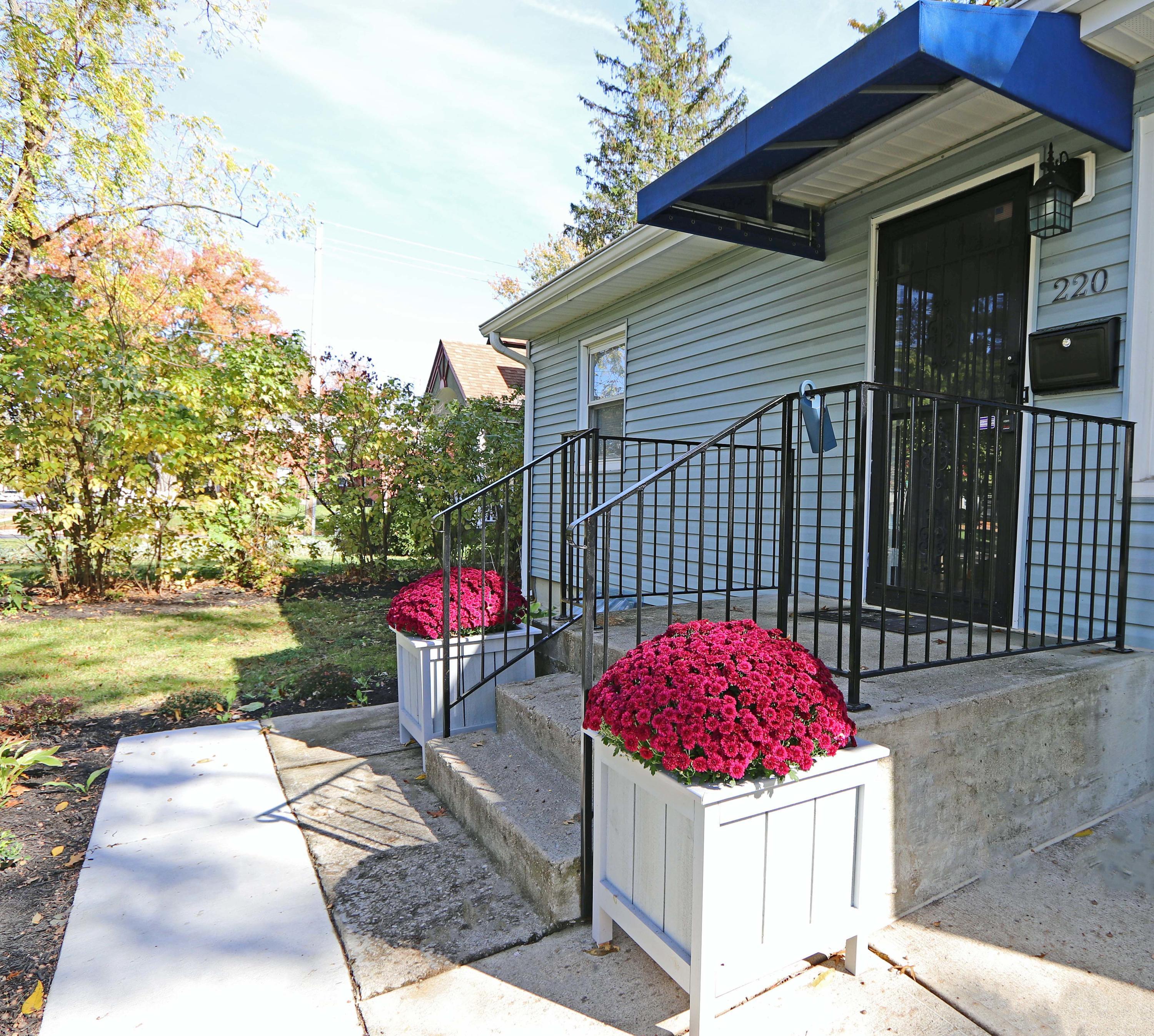 220 North Gould Road Columbus, OH 43209 - Photo 3 of 53 Gallery Image 3
