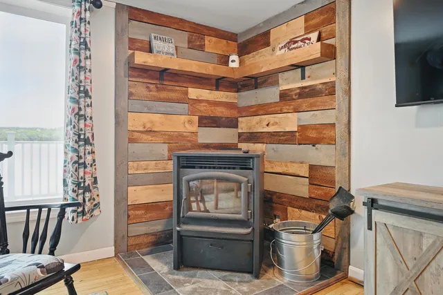 $899,000 | 33-34 Gerber Lane, Monmouth, ME 04259