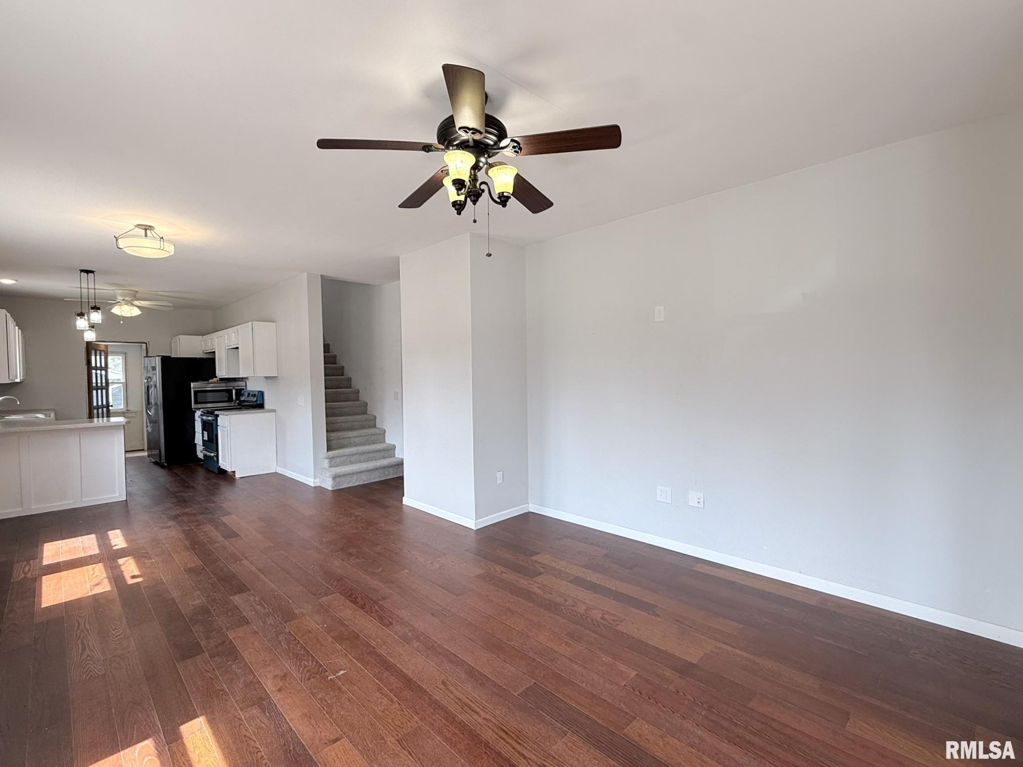 604 North Walnut Street Abingdon, IL 61410 - Photo 11 of 47