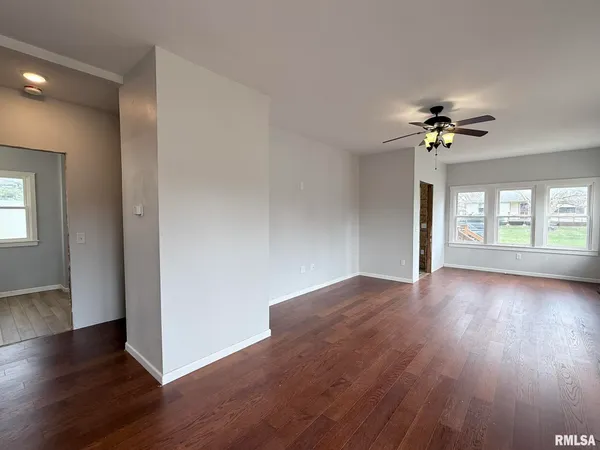 $60,000 | 604 North Walnut Street, Abingdon, IL 61410
