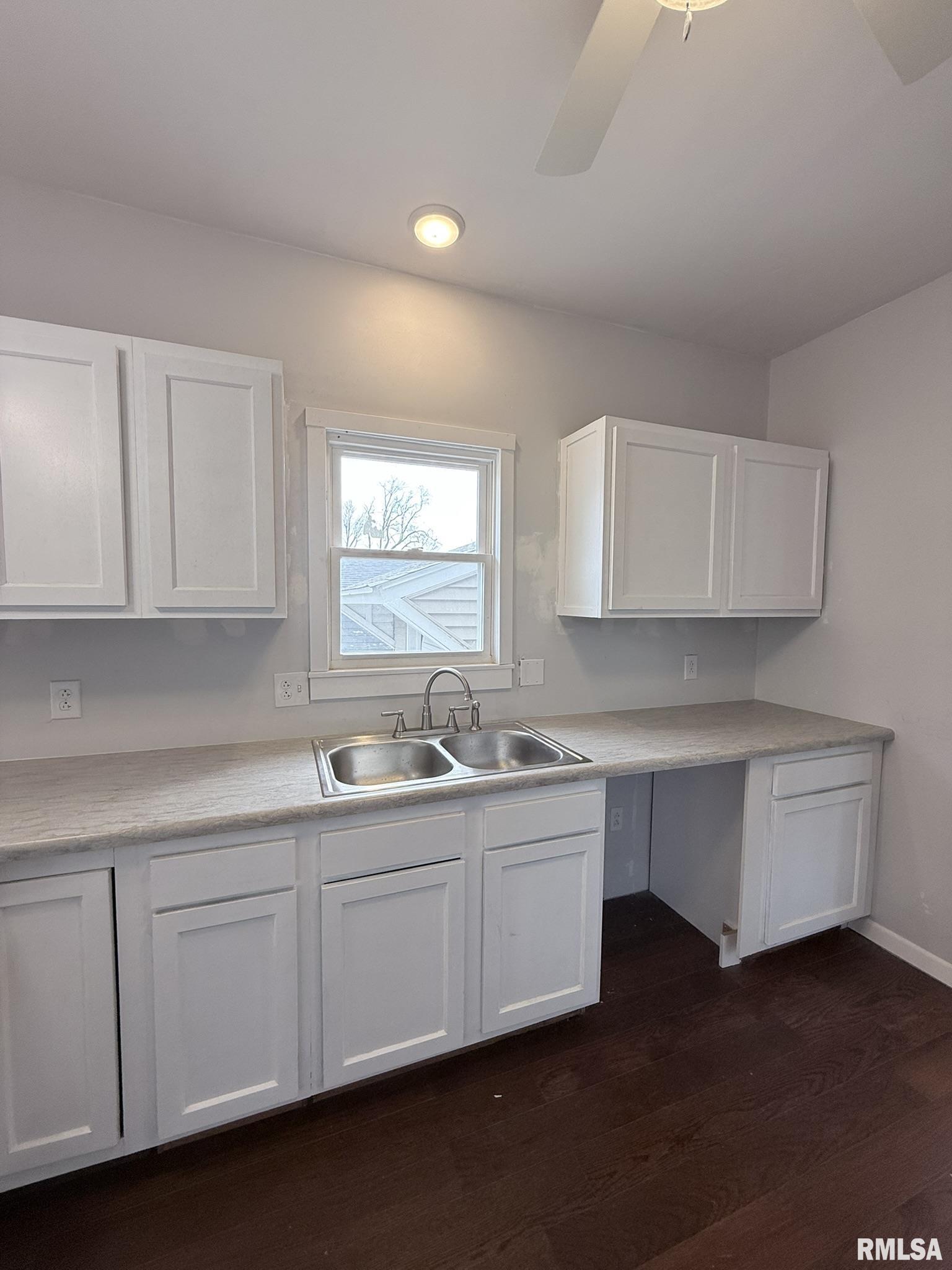 604 North Walnut Street Abingdon, IL 61410 - Photo 16 of 47