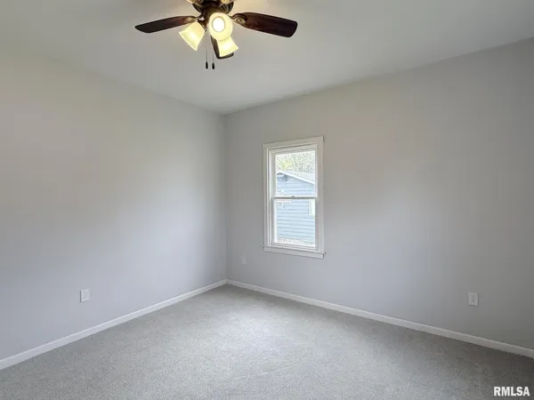 $60,000 | 604 North Walnut Street, Abingdon, IL 61410