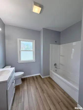 $60,000 | 604 North Walnut Street, Abingdon, IL 61410