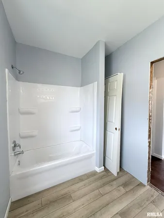 $60,000 | 604 North Walnut Street, Abingdon, IL 61410