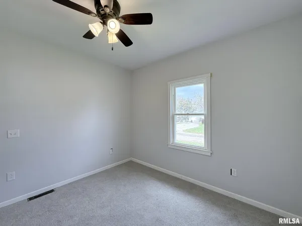 $60,000 | 604 North Walnut Street, Abingdon, IL 61410