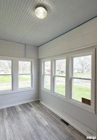 $60,000 | 604 North Walnut Street, Abingdon, IL 61410
