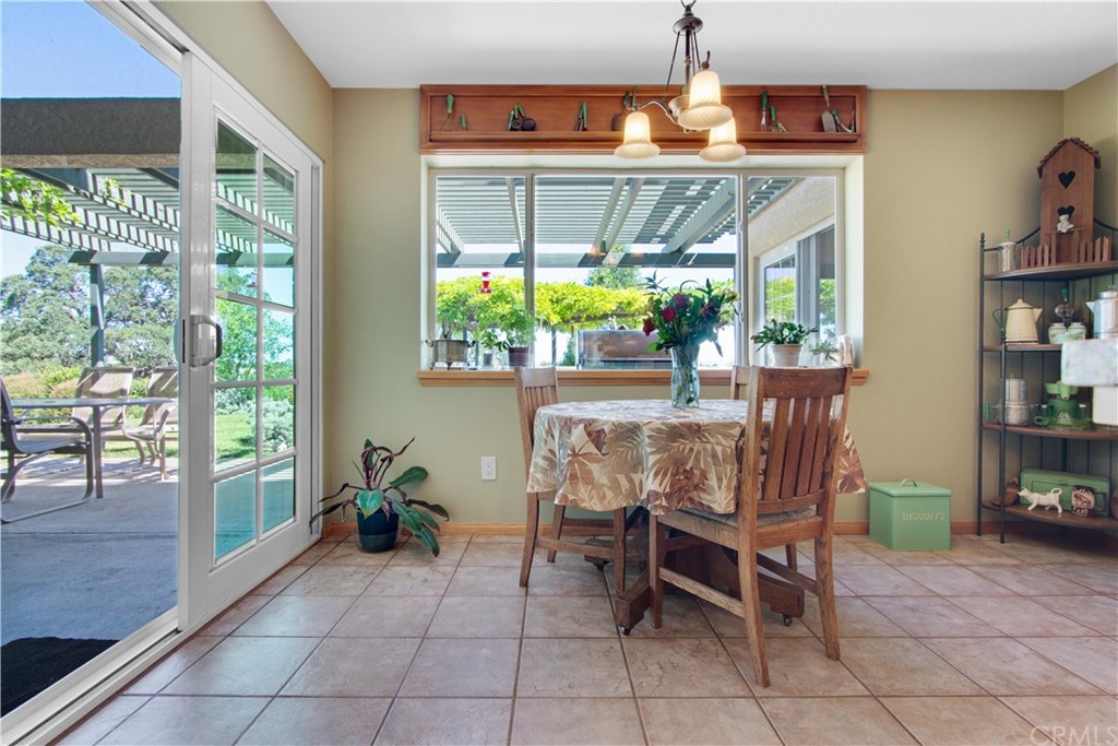 707 Pino Way Paso Robles, CA 93446 - Photo 14 of 41