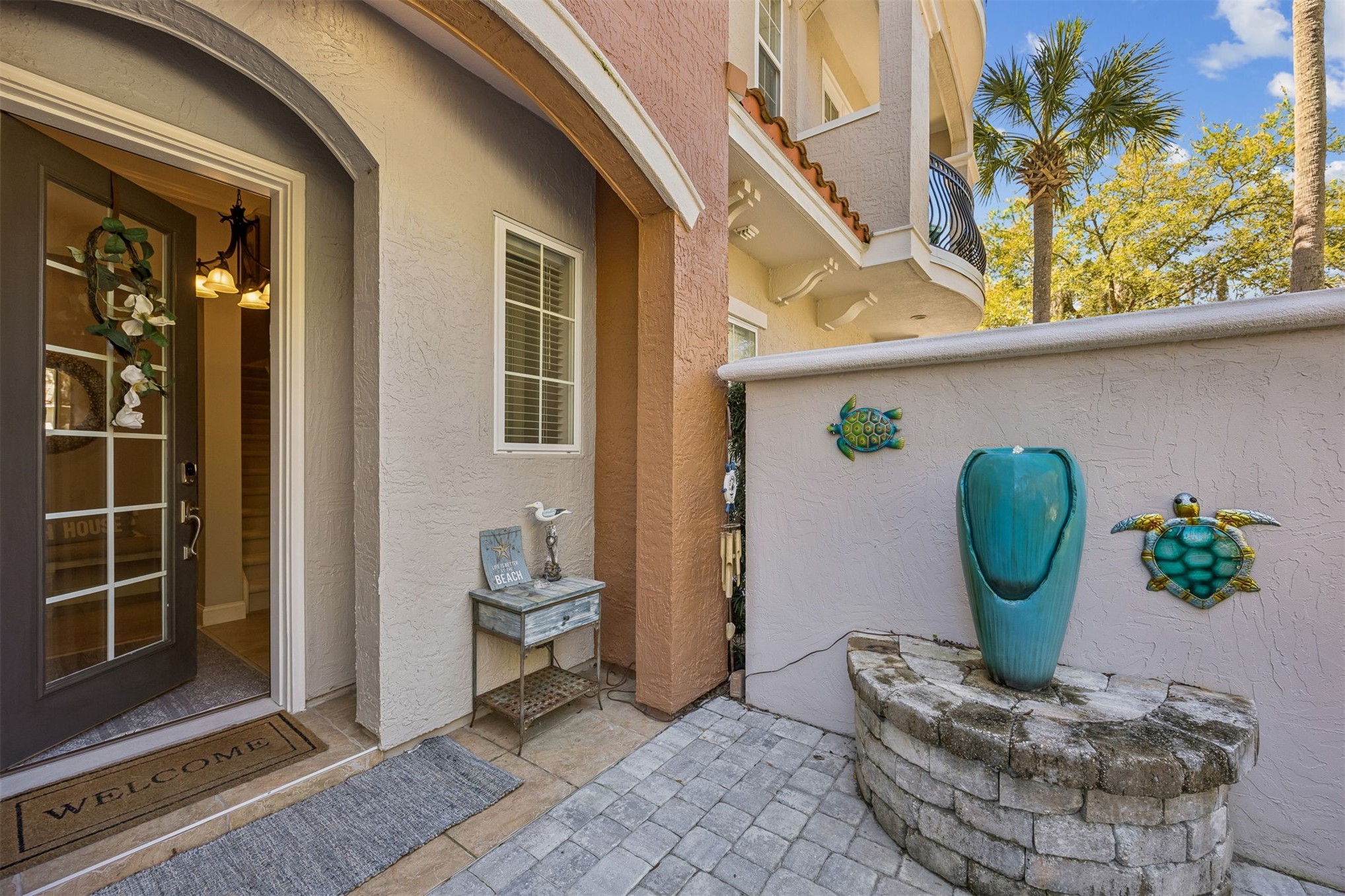 96122 Roddenberry Way Fernandina Beach, FL 32034 - Photo 4 of 34 Entry courtyard