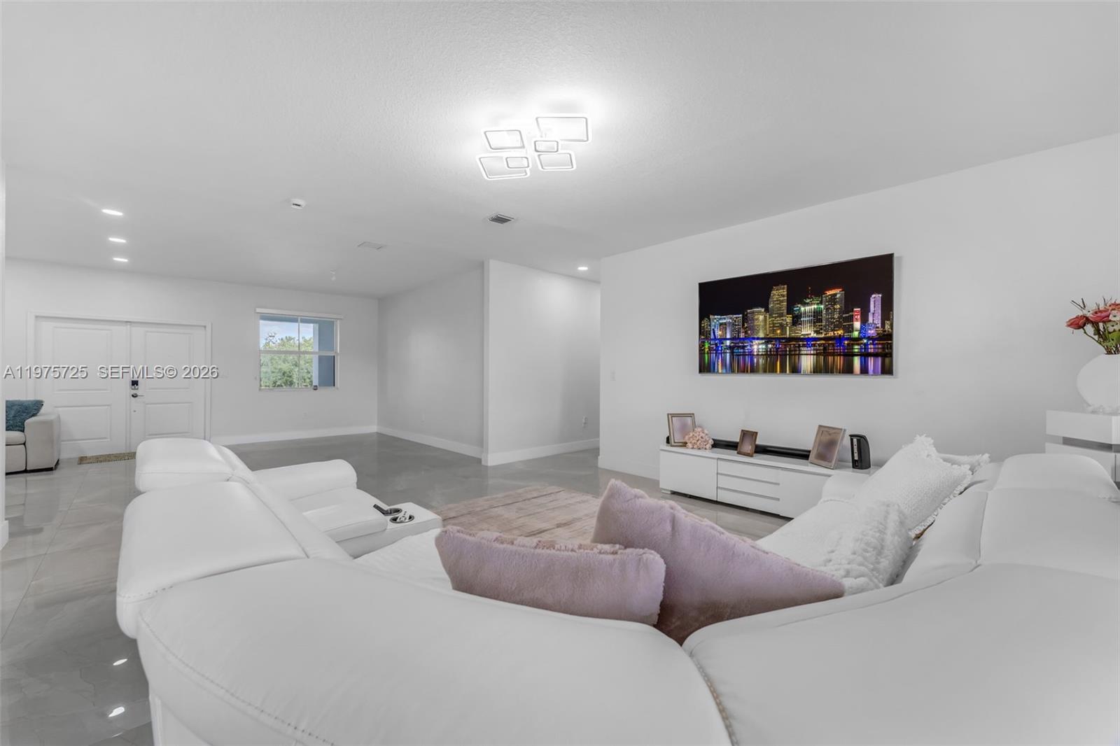 19866 Southwest 320th Street Homestead, FL 33030 - Photo 13 of 50