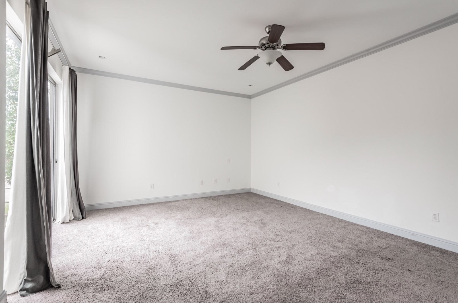 1022 Forest Home Drive Houston, TX 77077 - Photo 9 of 22