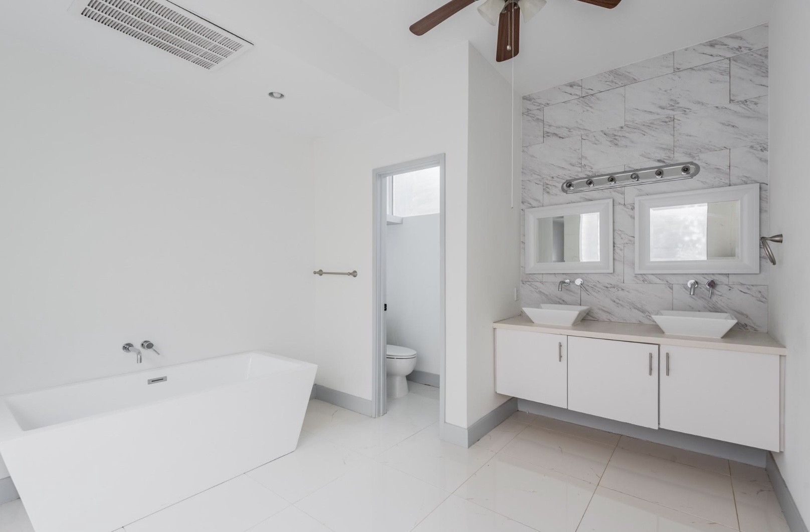 1022 Forest Home Drive Houston, TX 77077 - Photo 10 of 22