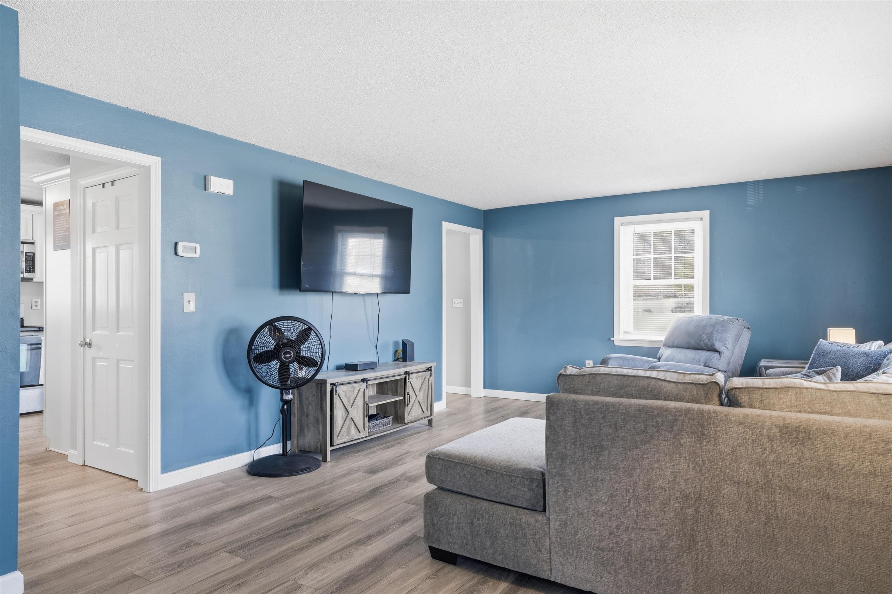 11 Phillip Road, Unit R Derry, NH 03038 - Photo 9 of 41