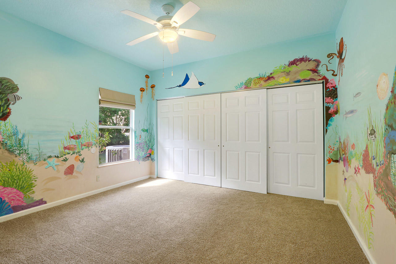 12596 170th Road North Jupiter, FL 33478 - Photo 10 of 15 12596 170th Rd N