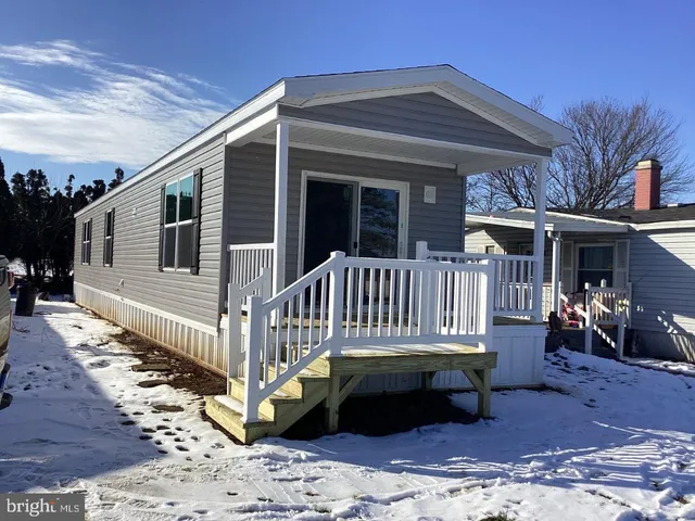 $97,500 | 7 Deanne Circle, Ephrata, PA 17522