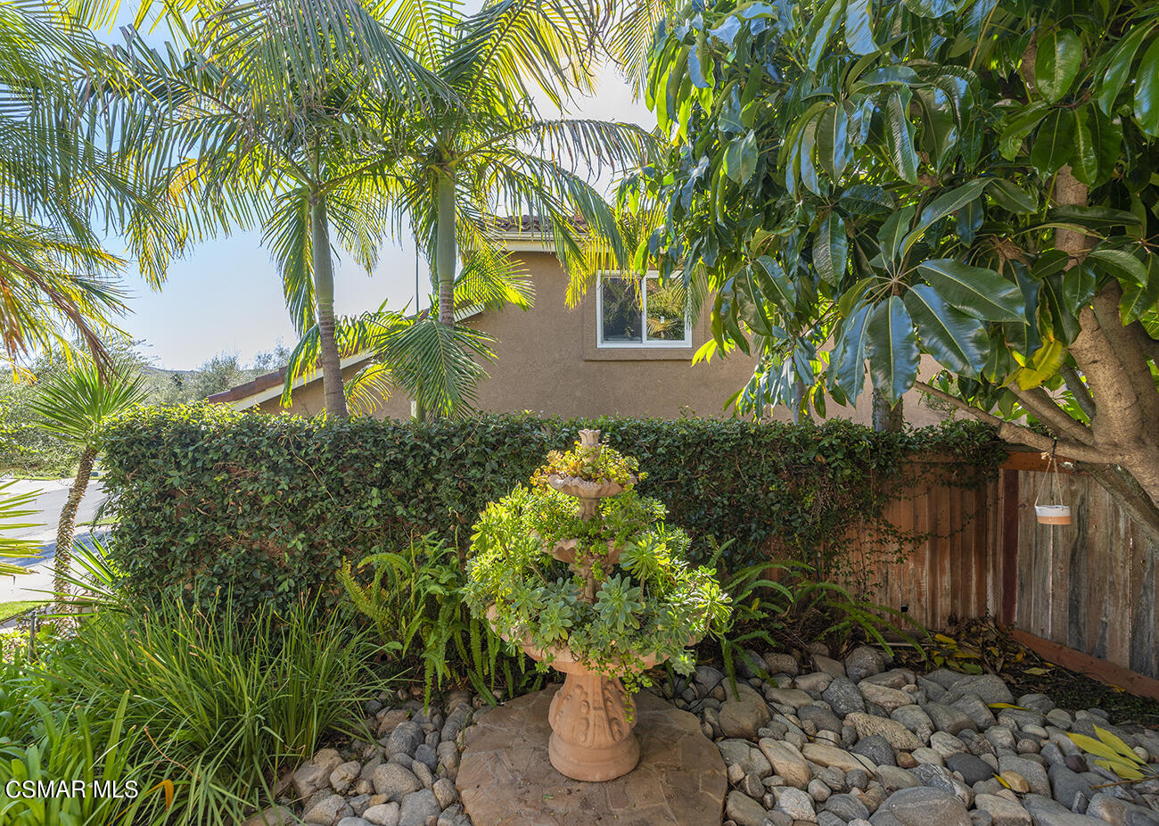 415 Fresh Meadows Road Simi Valley, CA 93065 - Photo 5 of 49 _A740072 (2)