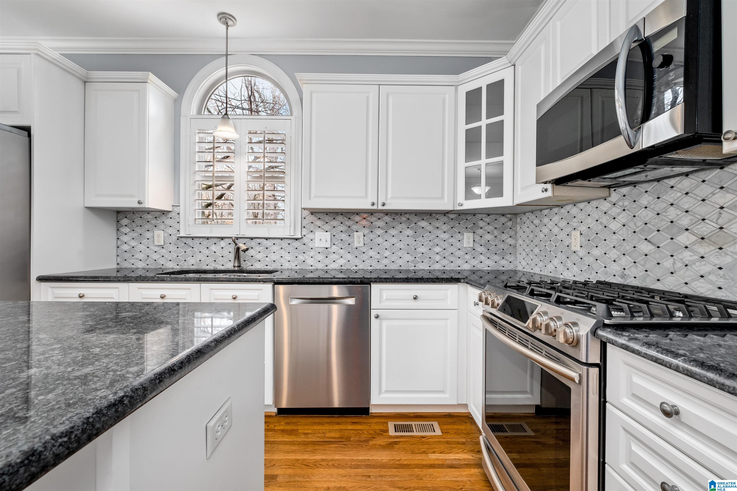 1204 River Road Birmingham, AL 35244 - Photo 13 of 72