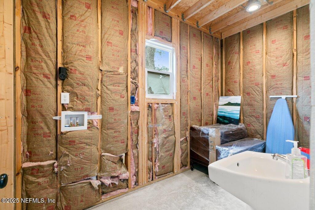 10919 Scott Mill Road Jacksonville, FL 32223 - Photo 53 of 65 Workshop Bathroom Plumbing