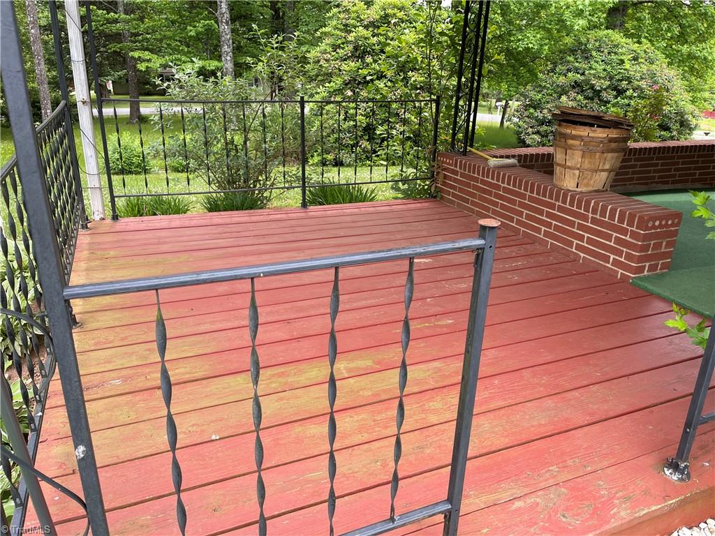 232 Chatham Road Mount Airy, NC 27030 - Photo 12 of 17 Gallery Image 12