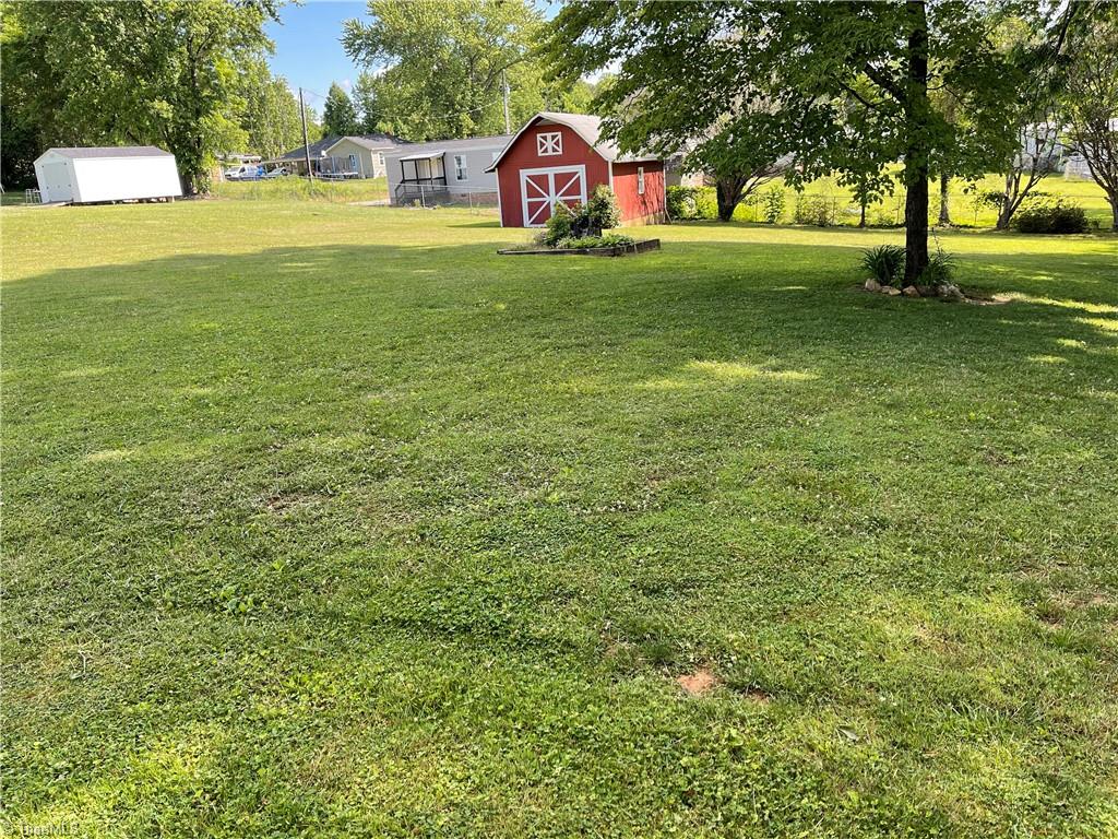 232 Chatham Road Mount Airy, NC 27030 - Photo 14 of 17 Gallery Image 14