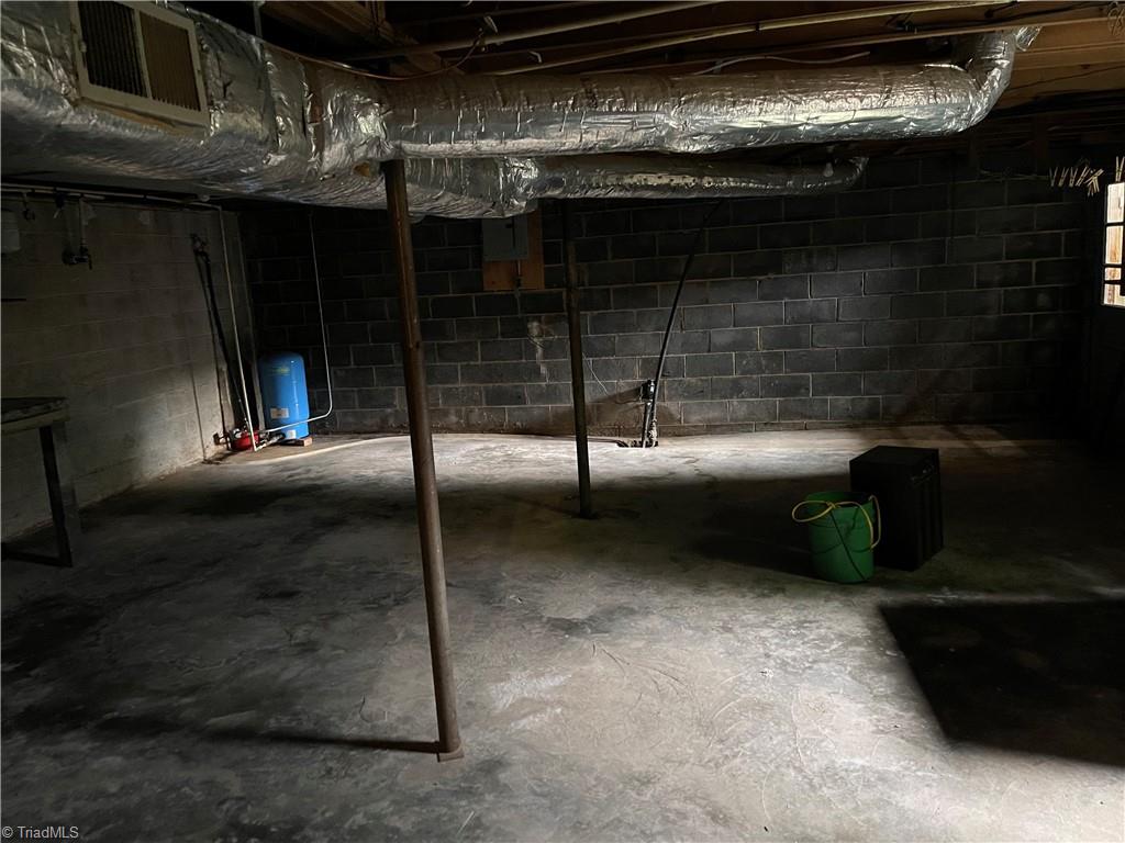 232 Chatham Road Mount Airy, NC 27030 - Photo 10 of 17 Gallery Image 10